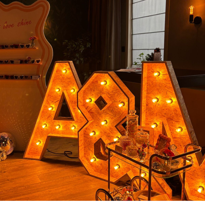 Houten lichtletters of cijfers 3D