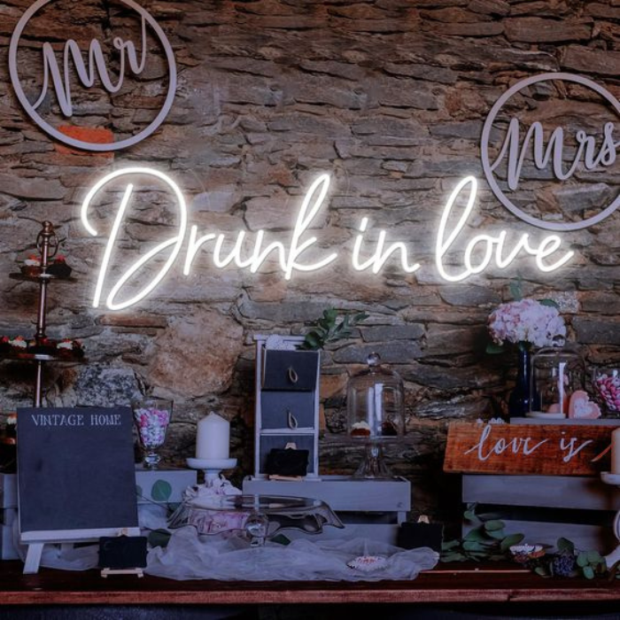 Neonsign 'Drunk in love'